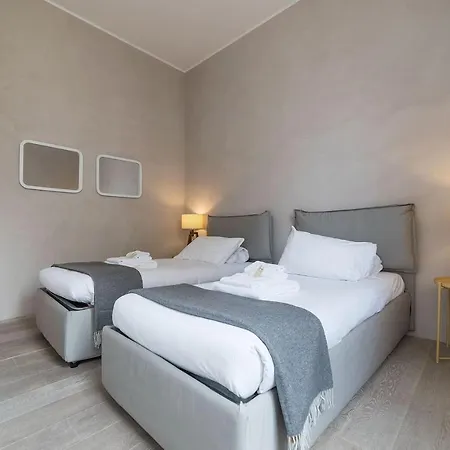 Apartman Stunning Views Over Rome's Rooftops - Fromhometorome *