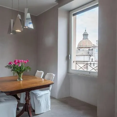 Stunning Views Over Rome's Rooftops - Fromhometorome Daire
